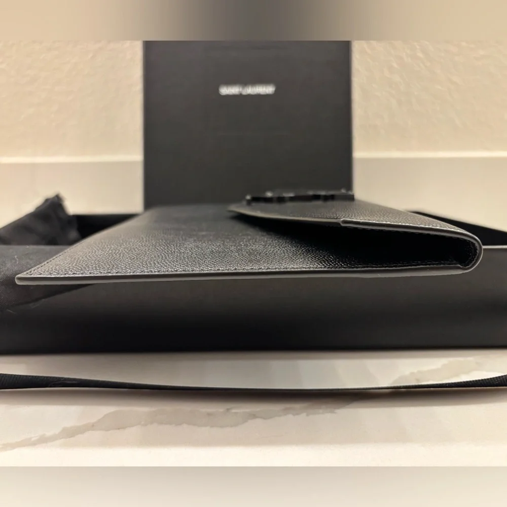 Saint Laurent Black Leather Envelope Clutch - Picture 7 of 8